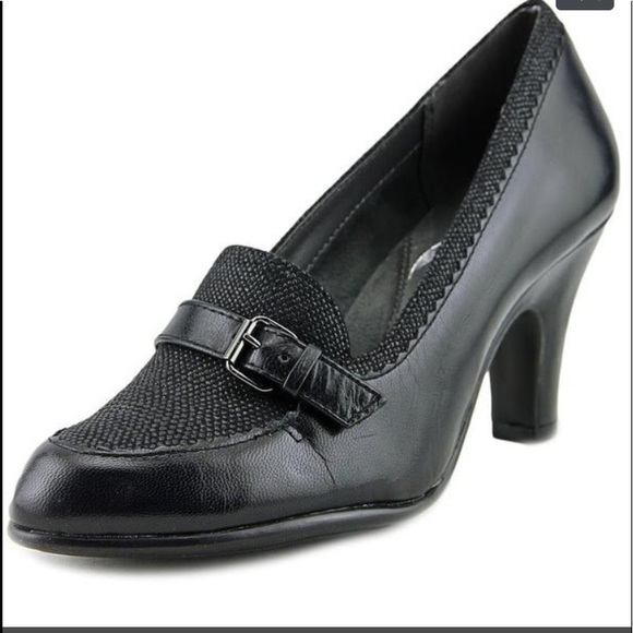 flight attendant shoes aerosoles